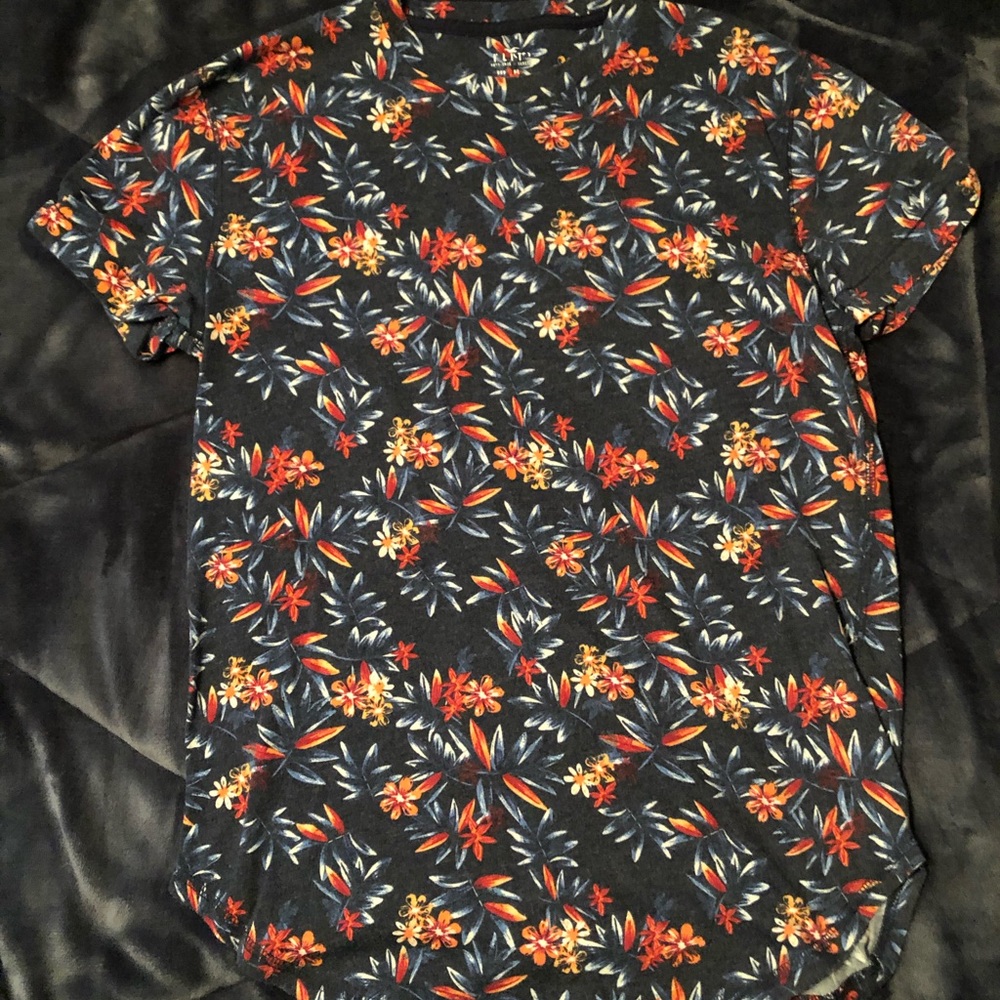 Hollister slim tight shirt